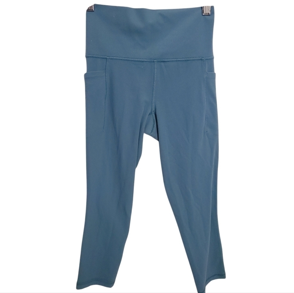 Athleta | Women's Blue/Green Salutation Stash Pocket II Capri Leggings (Size XS)